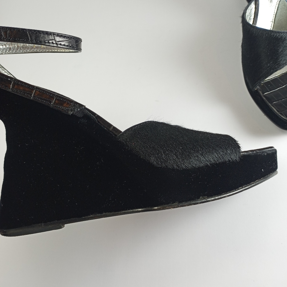 Vintage Couture Donald J. Pliner Wedge Sandals - Picture 5 of 6